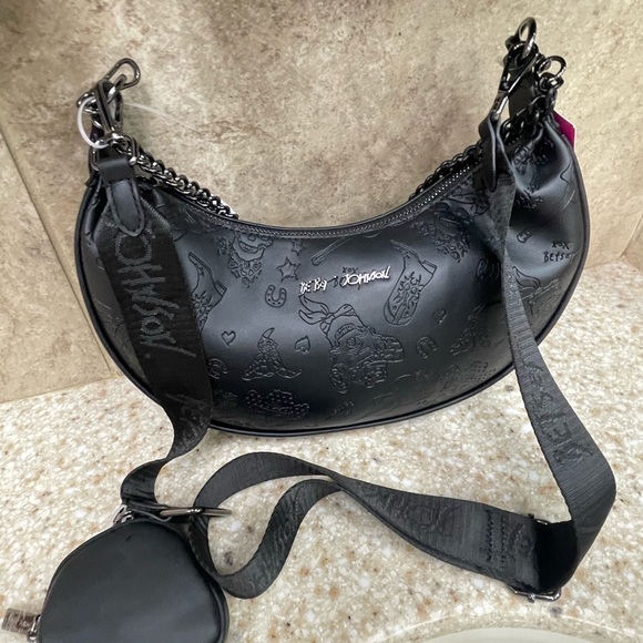 NWT BETSEY JOHNSON BLK SKULL “SADDLE BAG” CROSSBODY BAG - Picture 10 of 12